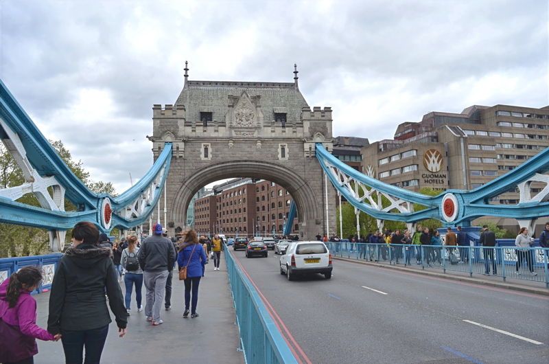 2 - The famous Tower Bridge crossing the River Thames in London, United Kingdom